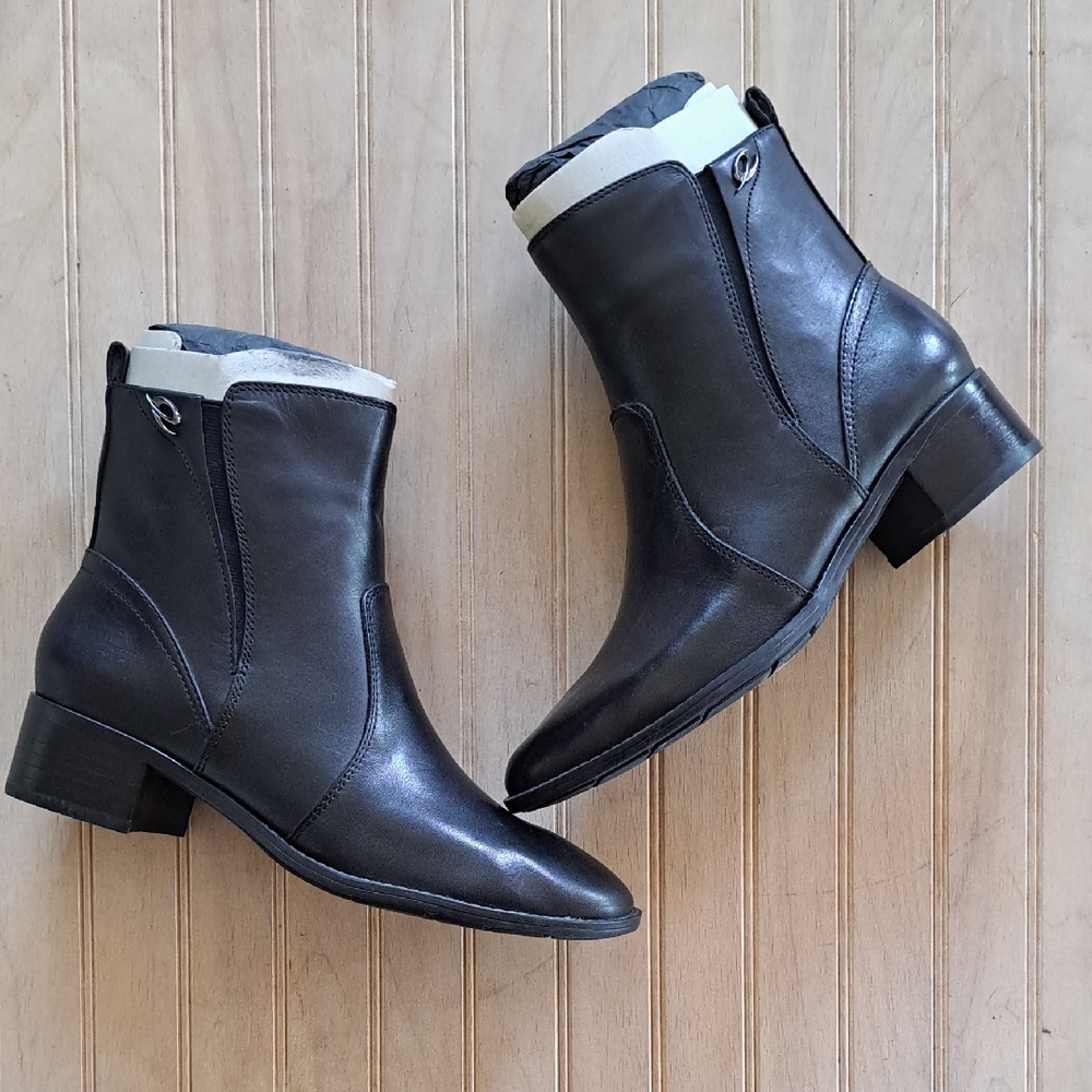 Easy Spirit Sesylva Classic Leather Ankle Black Low Block Heel Chelsea Boots